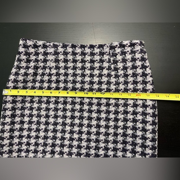 Amanda Smith Purple Houndstooth Wool Skirt - 8P - Picture 4 of 7